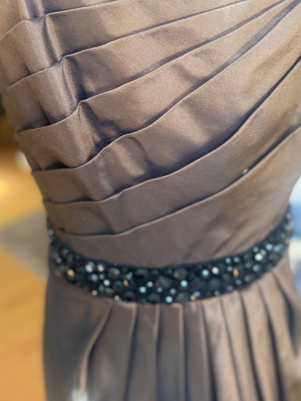 Carmen Marc Valvo Brown Satin Sleeveless Midi Dress with Beaded Waist - Picture 2 of 6